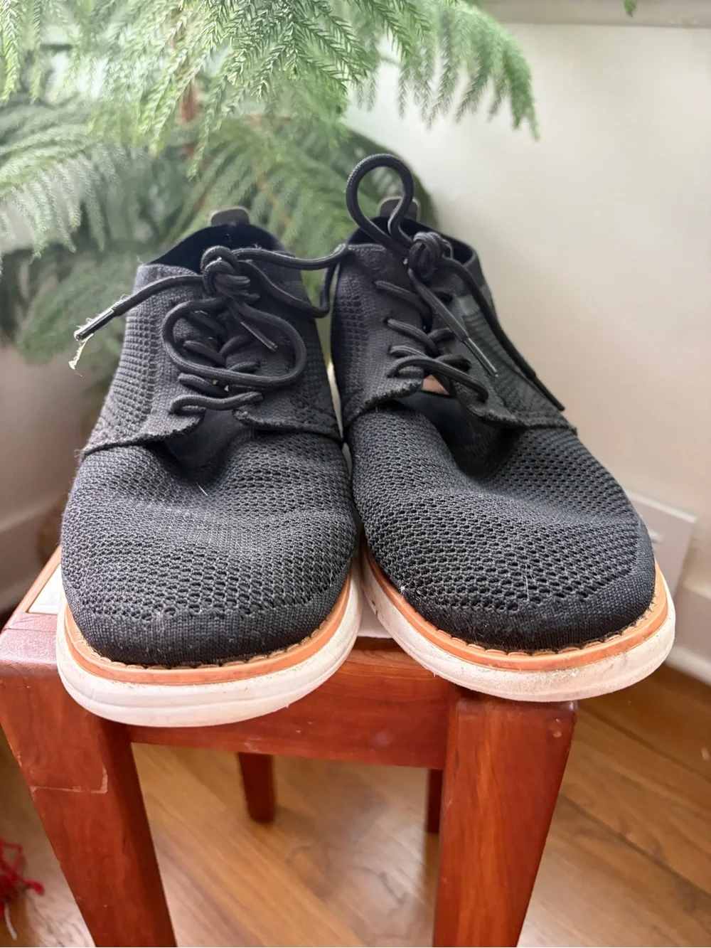 Men's Black Knit Derby Shoes with White and Tan-Trim Sole